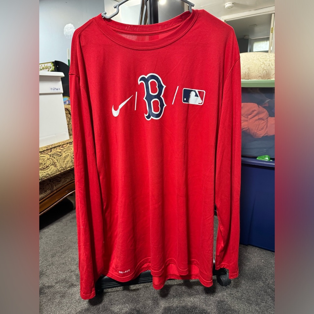 Nike dri fit XXL Boston Red Sox long sleeve shirt